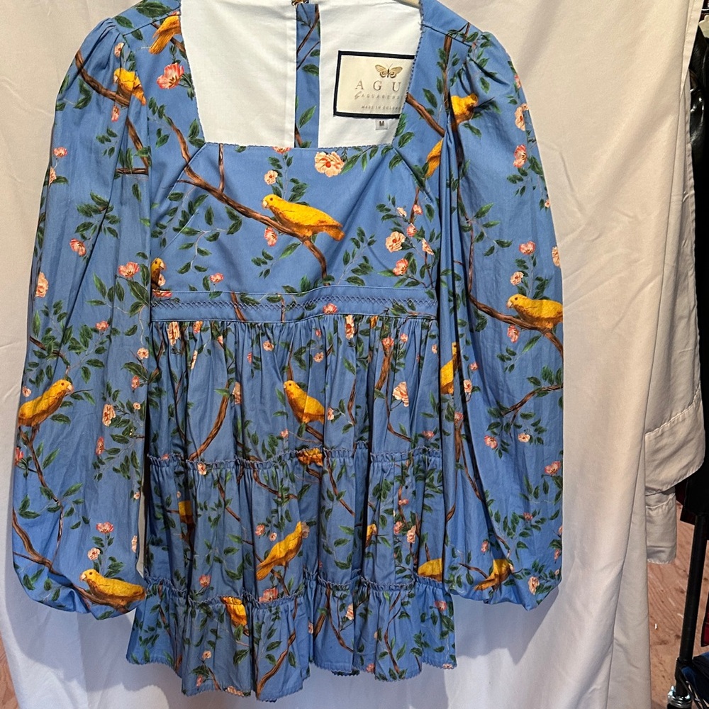 Agua Bendita Avena Canarios dress size Medium never worn